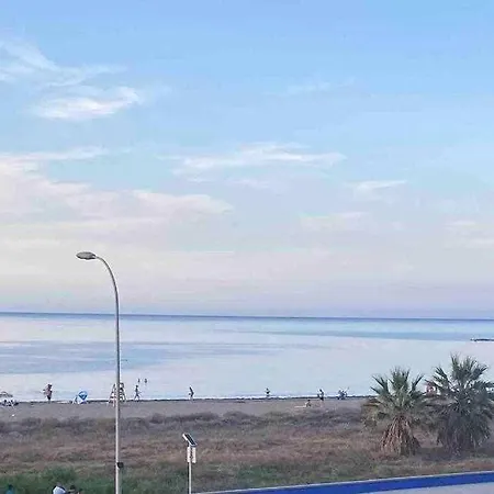 Vistas Al Mar A Escasos 50 Metros Lejlighed